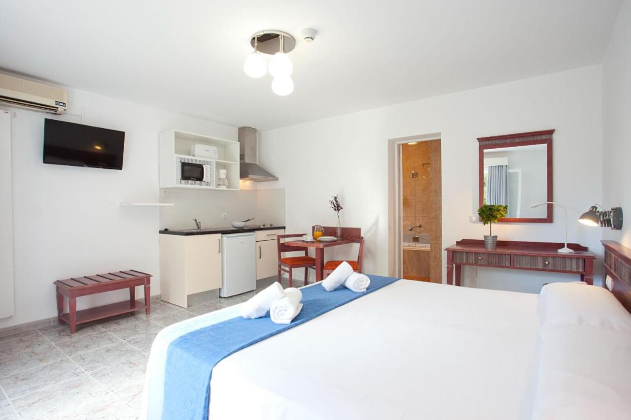 Apartamentos Cala Murada Tennis Luaran gambar