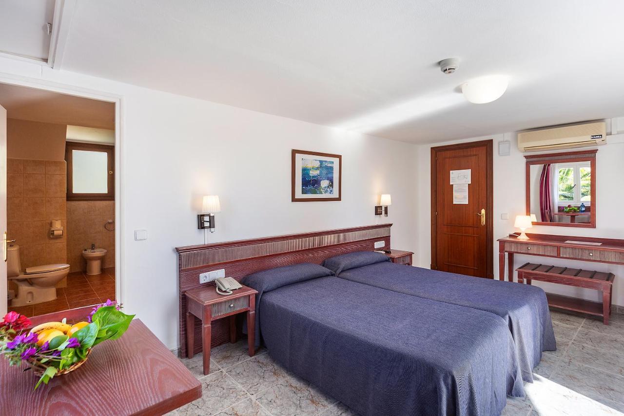 Apartamentos Cala Murada Tennis Luaran gambar