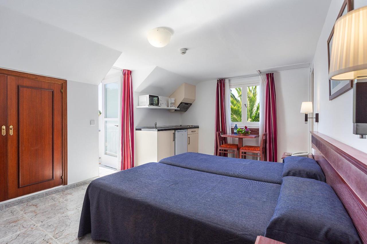 Apartamentos Cala Murada Tennis Luaran gambar
